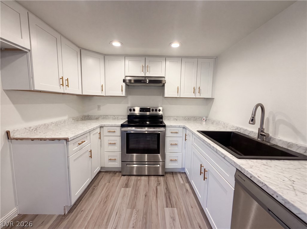 Photo 2 of 1701 E Katie Avenue #83