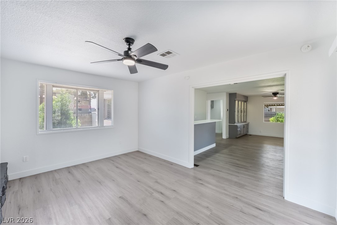 Photo 21 of 45, 5235 Sir James Way