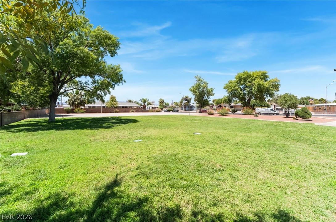 Photo 44 of 45, 5235 Sir James Way