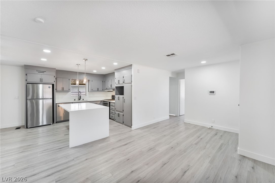 Photo 8 of 45, 5235 Sir James Way