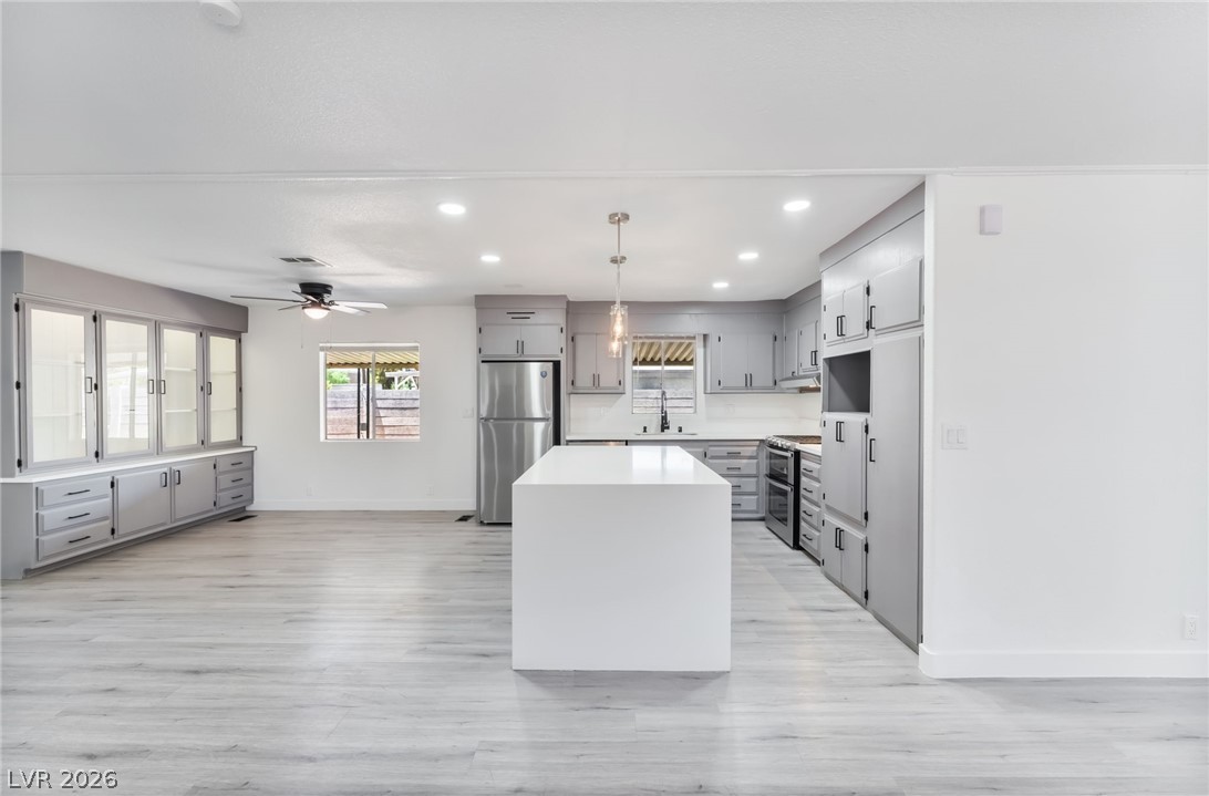 Photo 9 of 45, 5235 Sir James Way