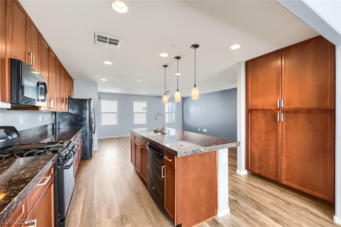 9050 W Tropicana Avenue #1043, Las Vegas