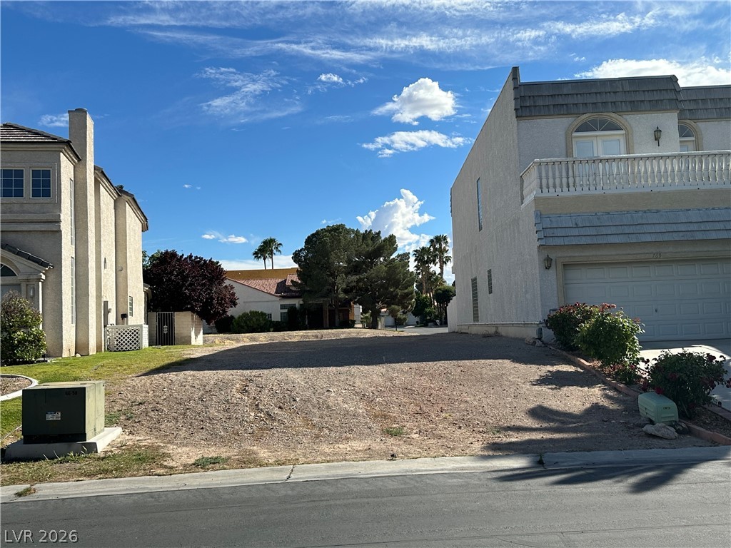Photo 4 of 777 Vegas Valley Drive