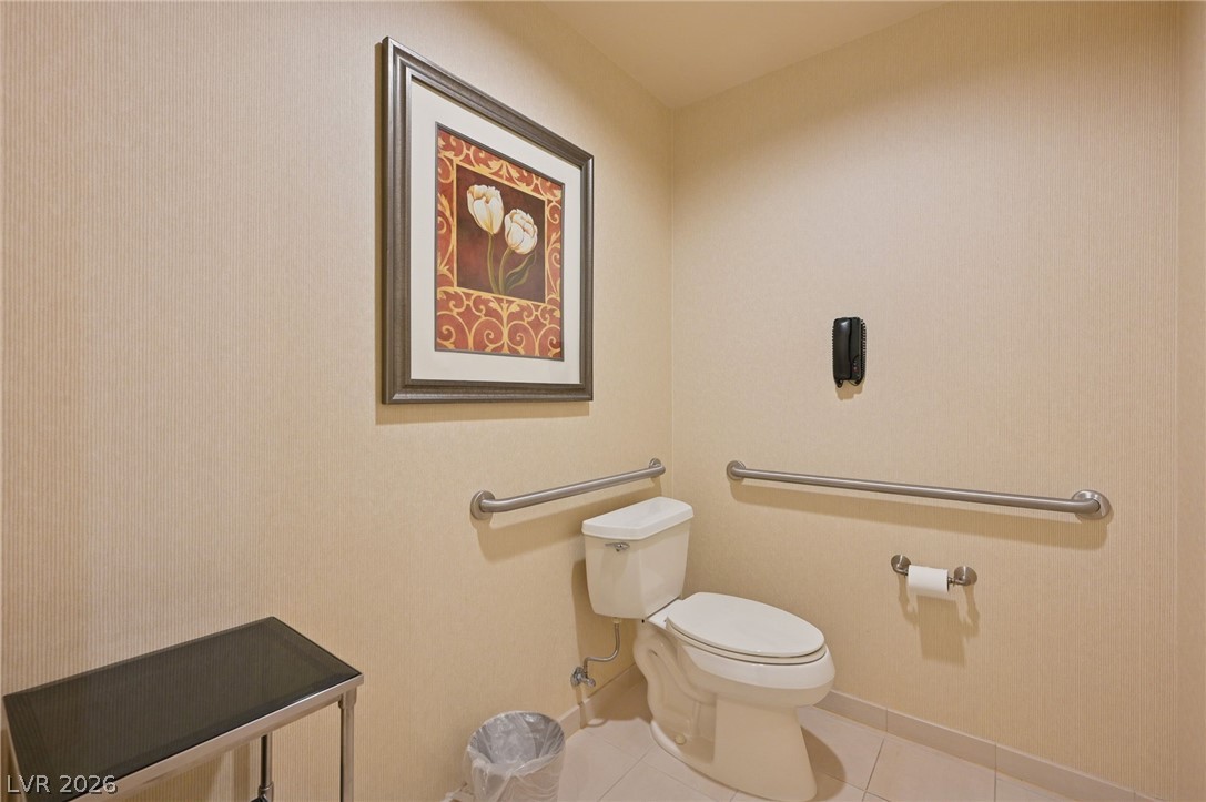 Photo 13 of 21, 135 E Harmon Avenue #10714