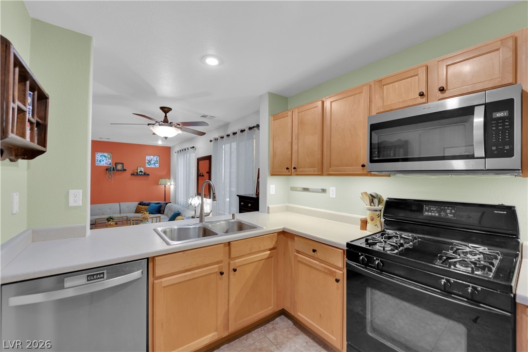 Photo 7 of 43, 7445 Ringquist Street
