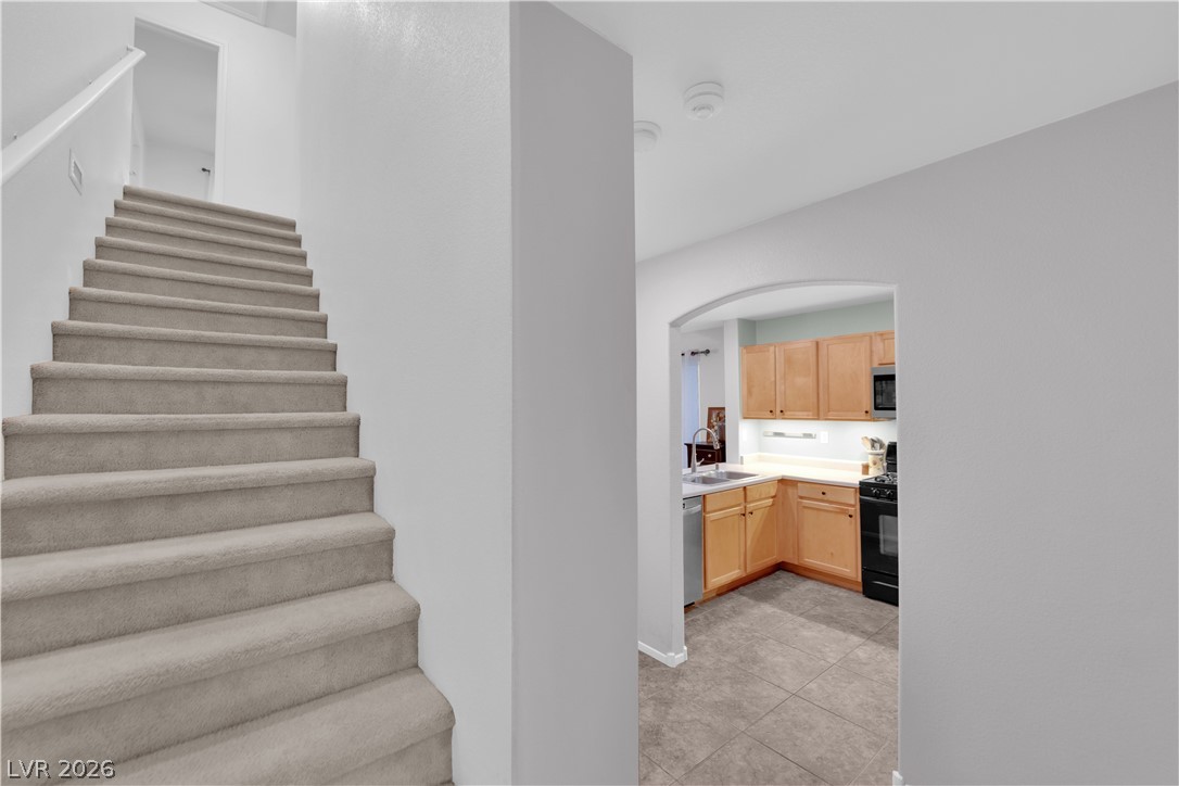 Photo 19 of 43, 7445 Ringquist Street
