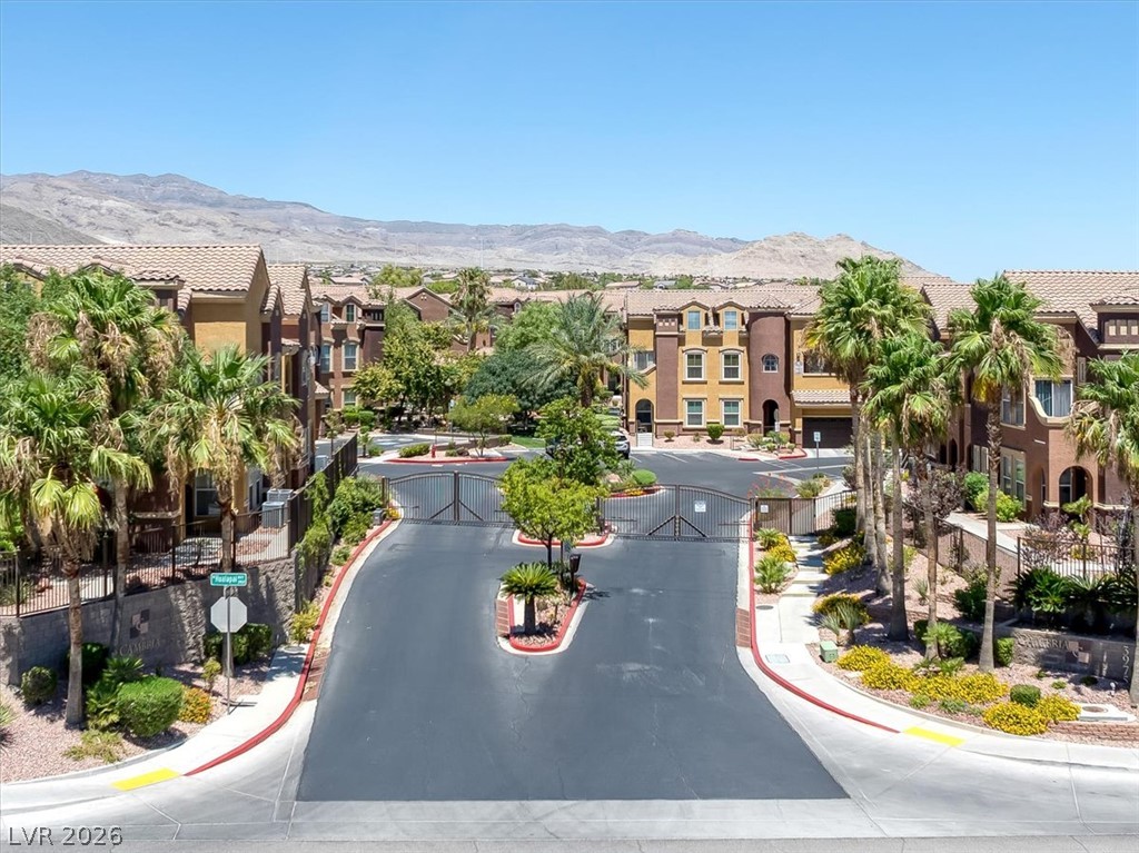 Photo 44 of 52, 3975 N Hualapai Way #264
