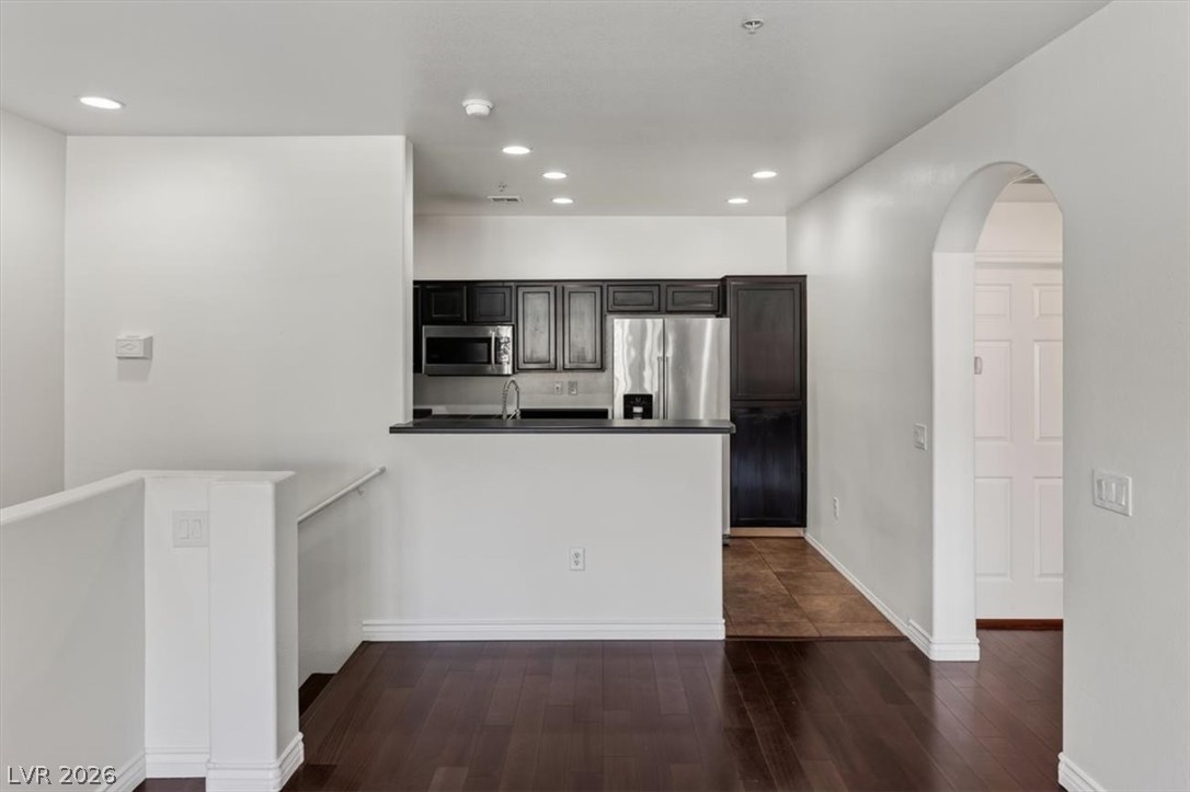 Photo 8 of 52, 3975 N Hualapai Way #264