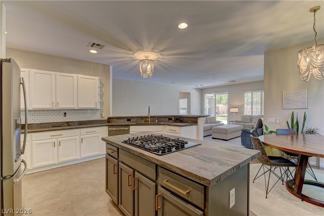 Photo 14 of 41, 11258 Rising Ridge Avenue