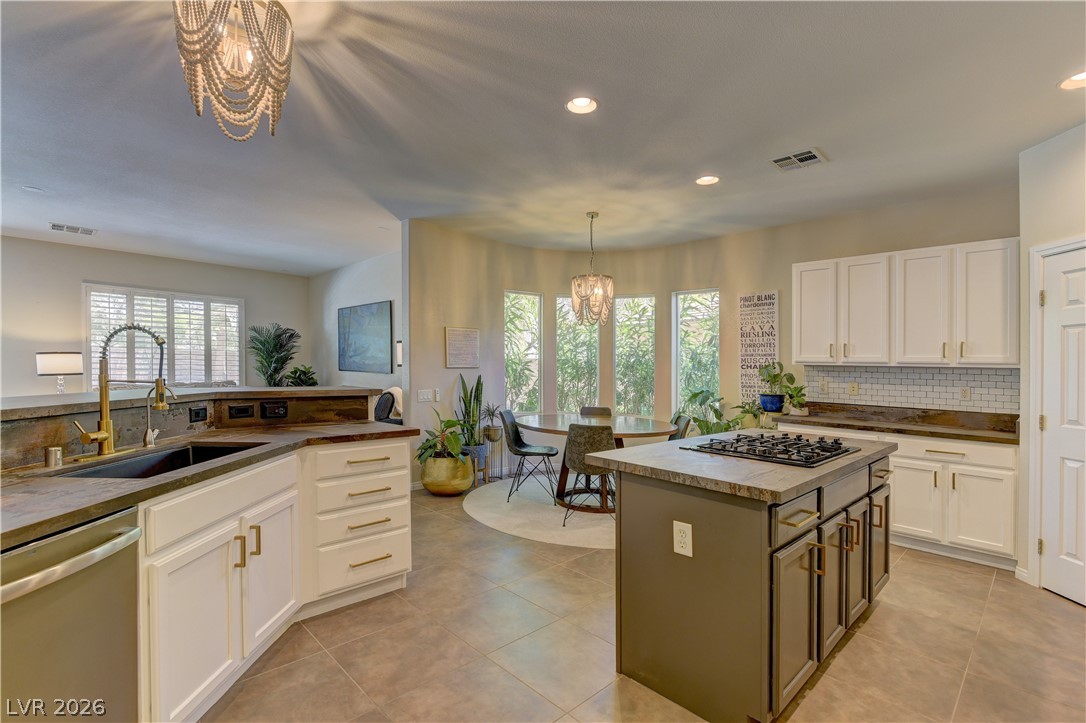Photo 16 of 41, 11258 Rising Ridge Avenue