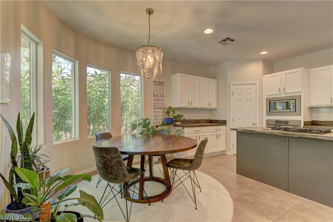 Photo 18 of 41, 11258 Rising Ridge Avenue