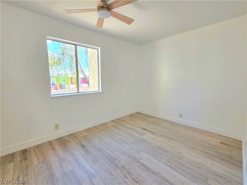 Photo 26 of 39, 3275 Arville Street #C