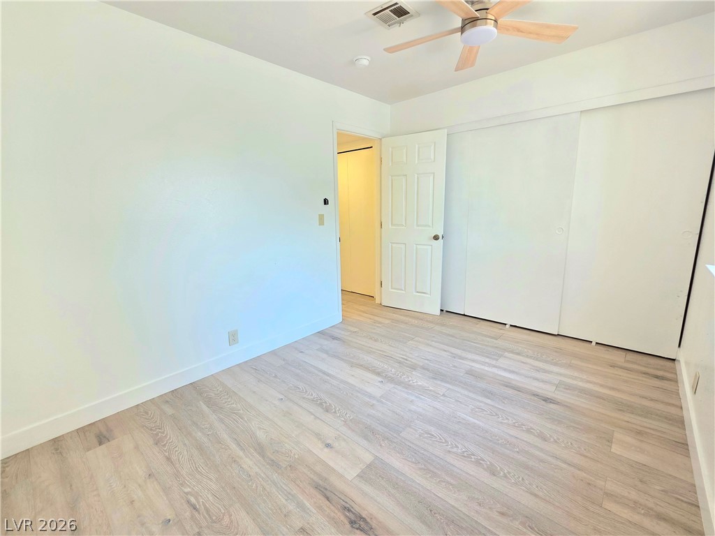 Photo 27 of 39, 3275 Arville Street #C