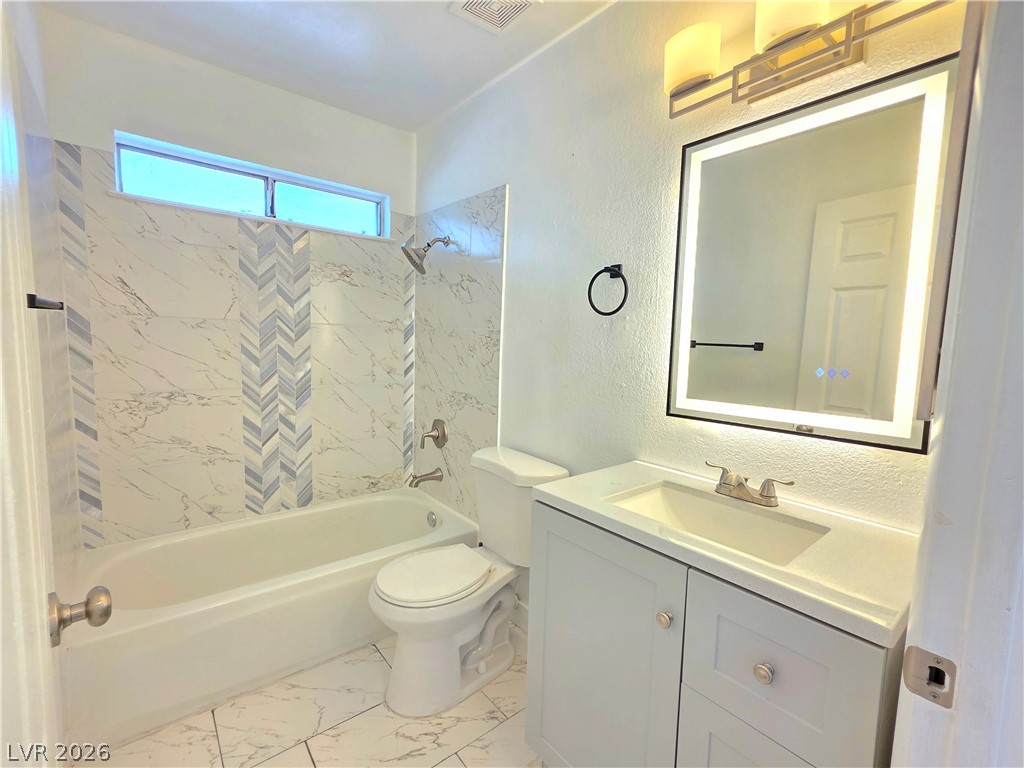 Photo 31 of 39, 3275 Arville Street #C