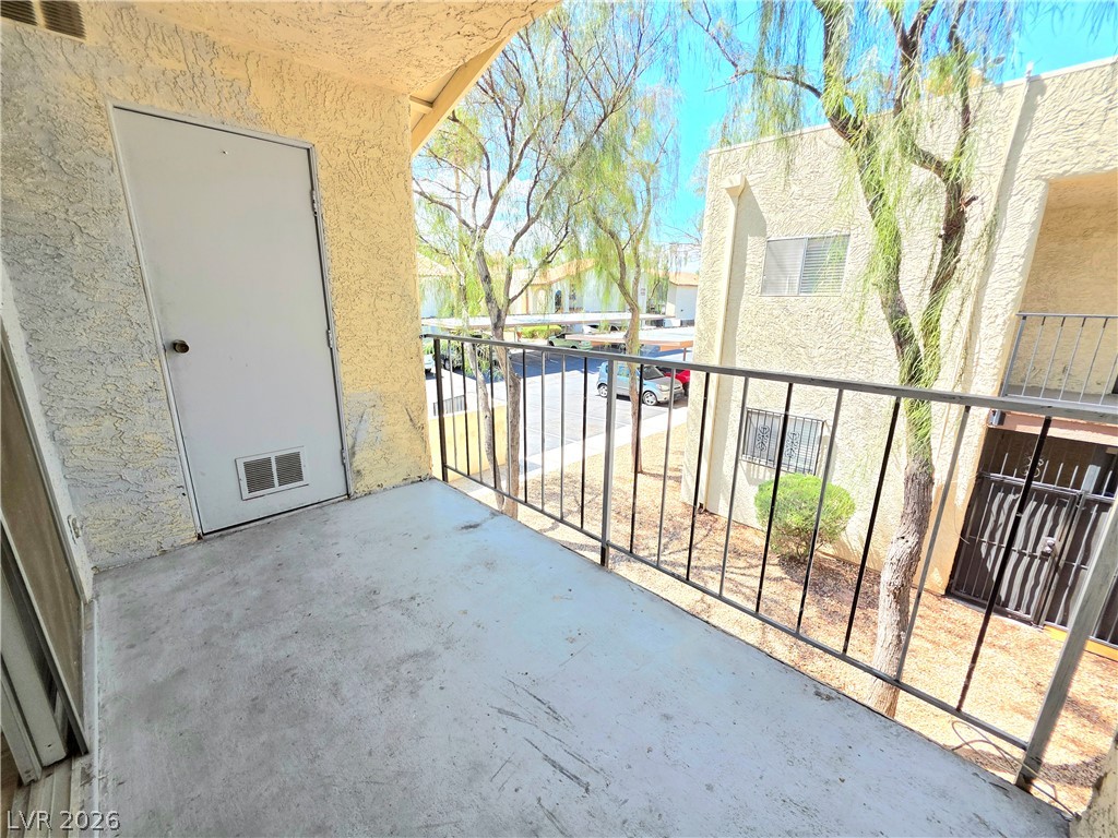 Photo 35 of 39, 3275 Arville Street #C
