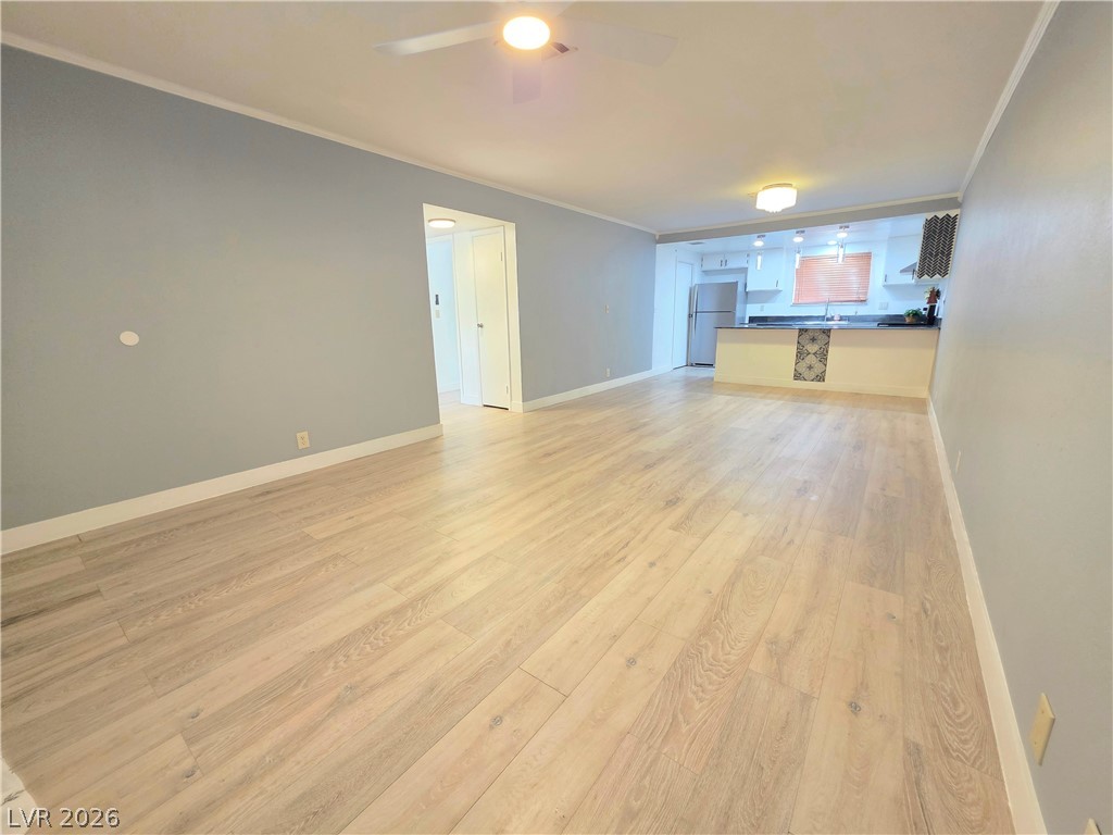 Photo 8 of 39, 3275 Arville Street #C