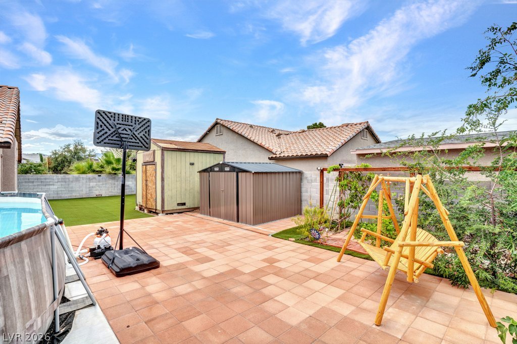 Photo 46 of 56, 2660 Rosanna Street