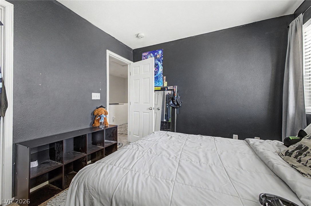Photo 16 of 28, 3849 Bayamon Street