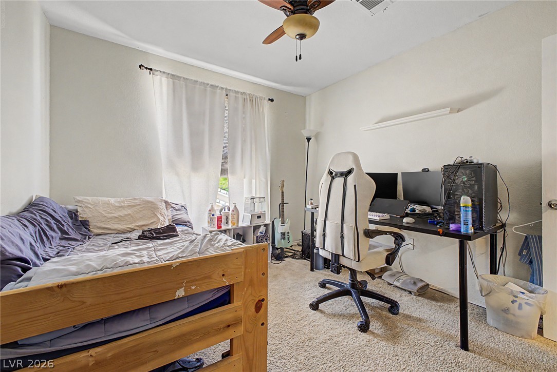 Photo 17 of 28, 3849 Bayamon Street