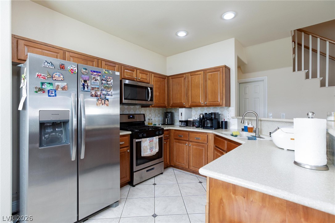 Photo 22 of 39, 8780 Horizon Wind Avenue #102