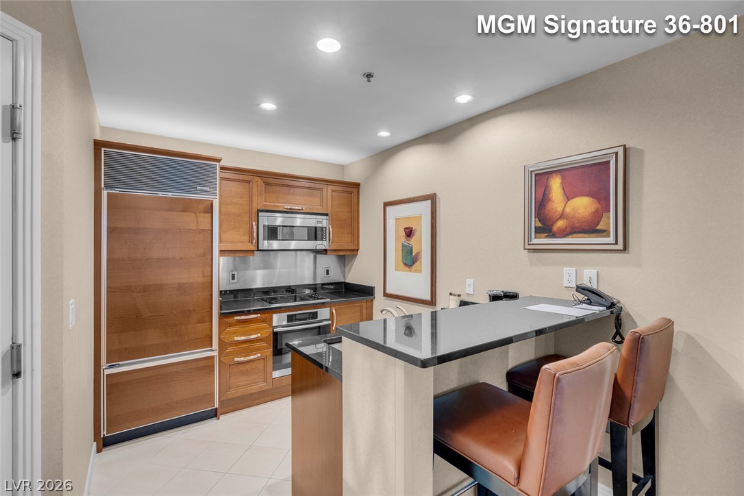 Photo 15 of 86, 125 E Harmon Avenue #3601&3603