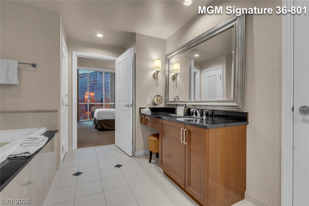 Photo 29 of 86, 125 E Harmon Avenue #3601&3603