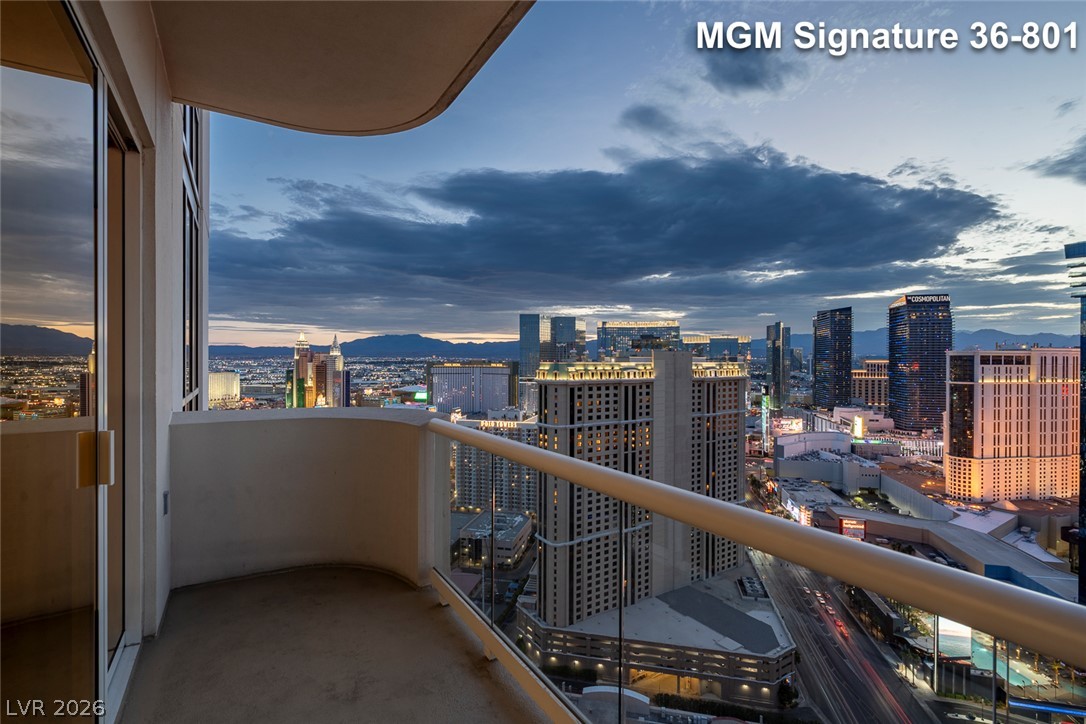 Photo 39 of 86, 125 E Harmon Avenue #3601&3603