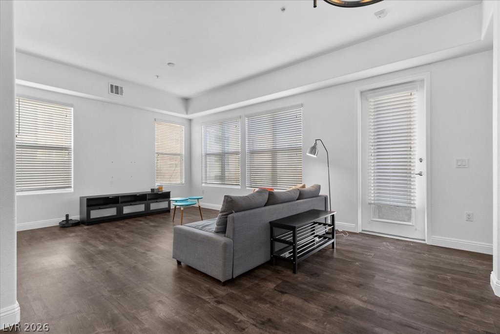 Photo 10 of 49, 62 E Serene Avenue #202