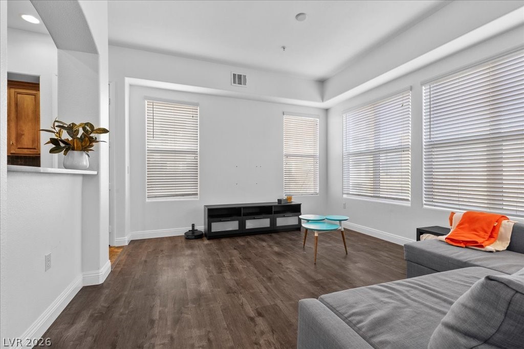 Photo 13 of 49, 62 E Serene Avenue #202