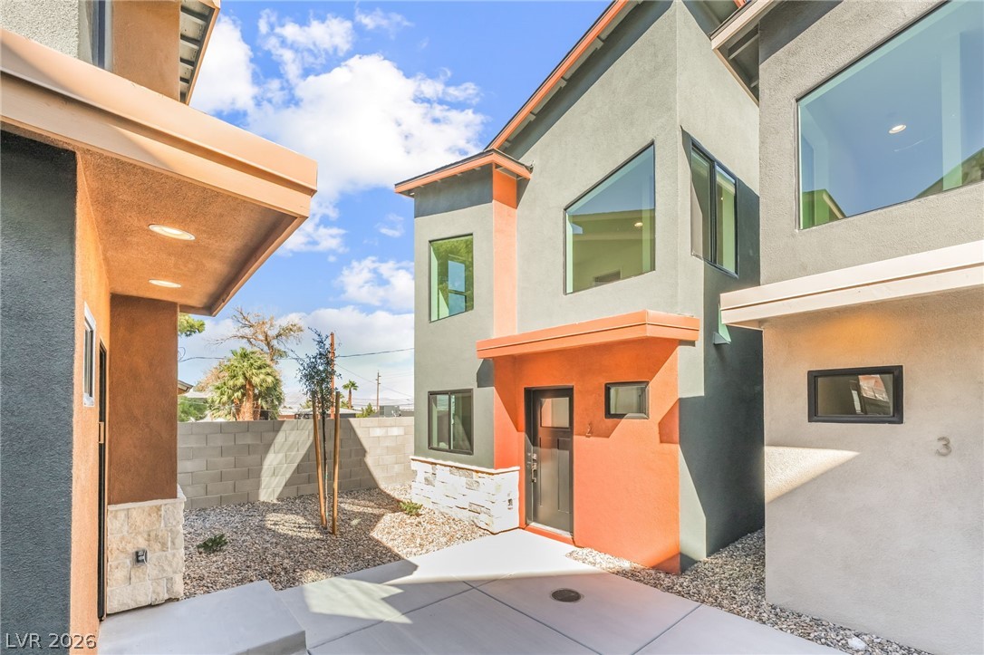 350 N 13th Street, Las Vegas 89101