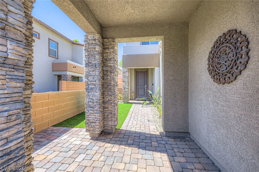 Photo 6 of 56, 1289 Valencia Cliffs Avenue