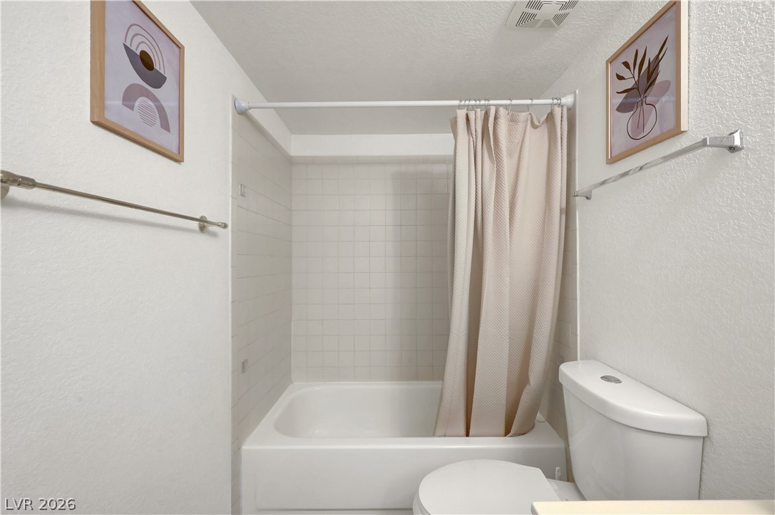 Photo 22 of 27, 1108 N Cimarron Road #101