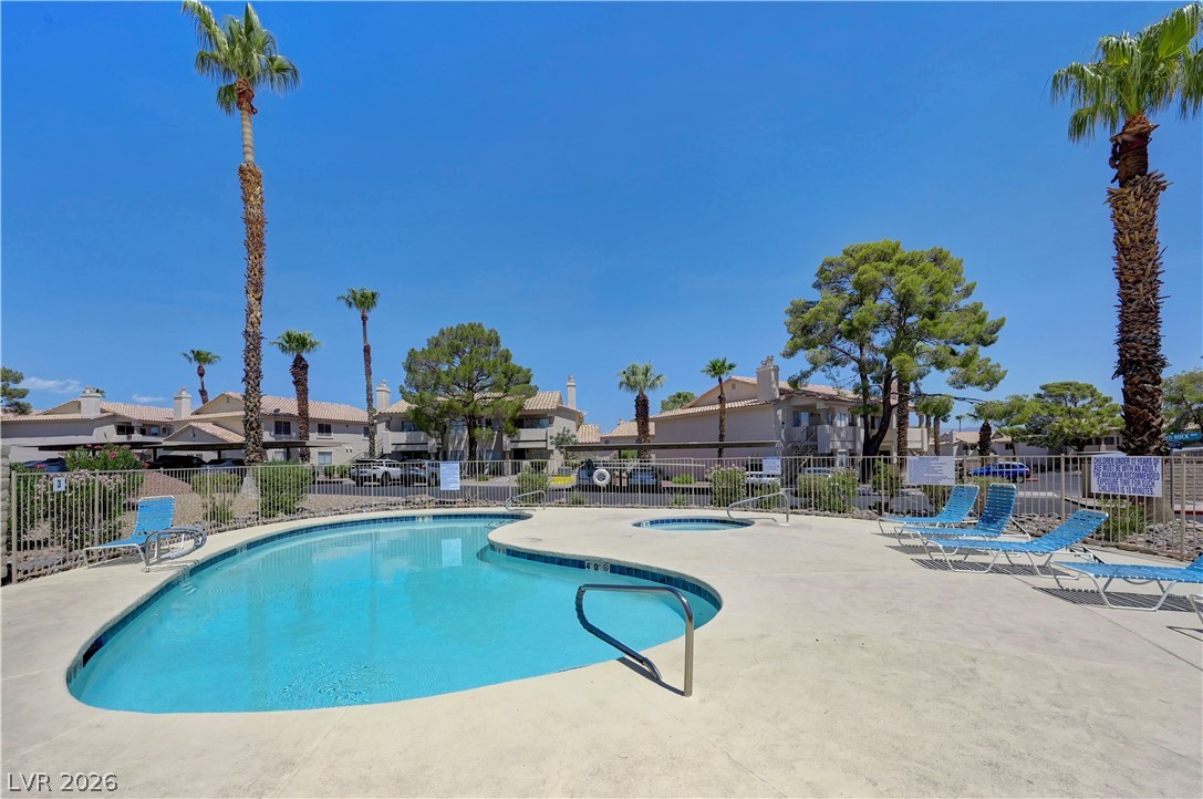 Photo 23 of 27, 1108 N Cimarron Road #101