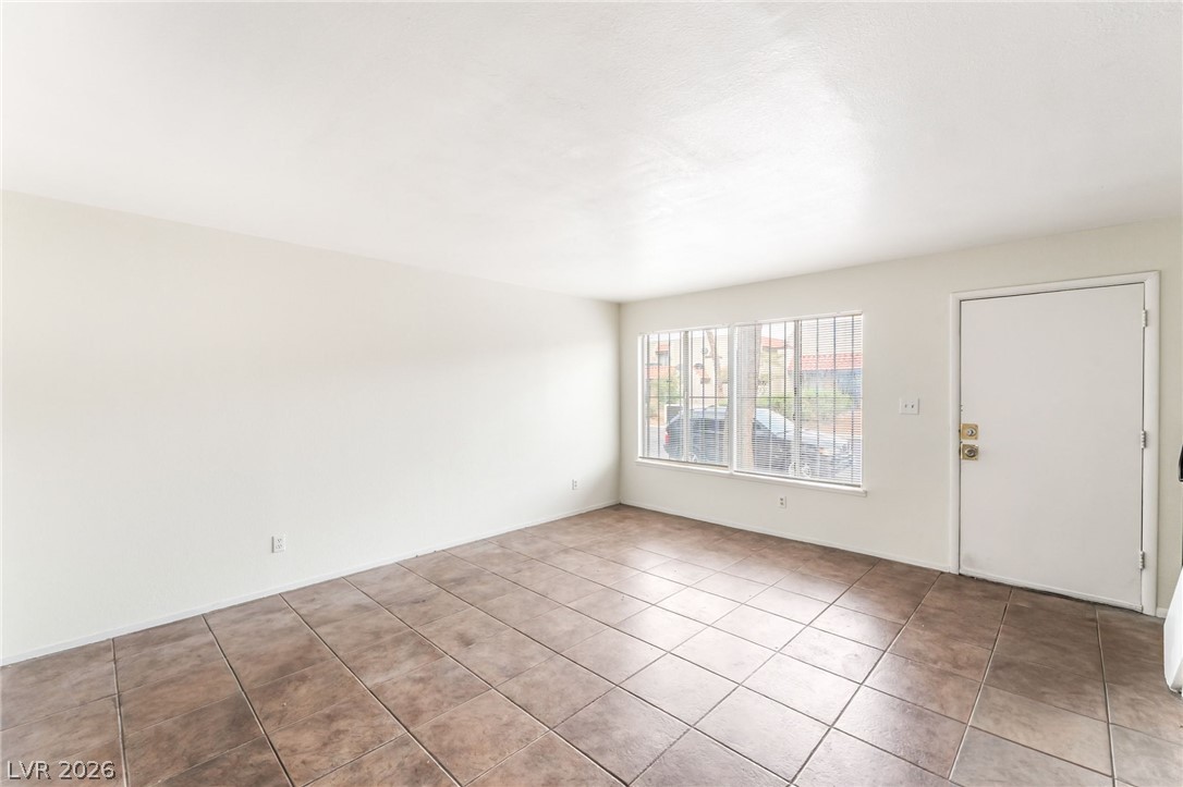Photo 6 of 30, 3361 Civic Center Drive #F
