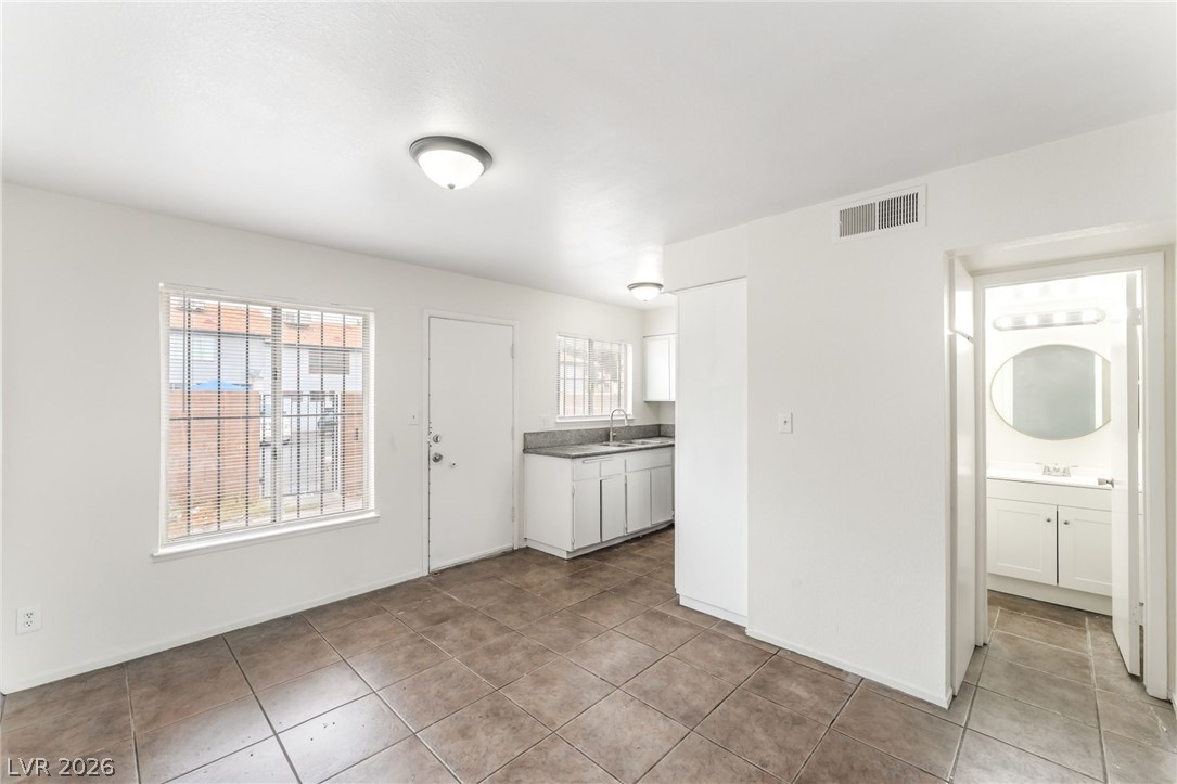 Photo 9 of 30, 3361 Civic Center Drive #F