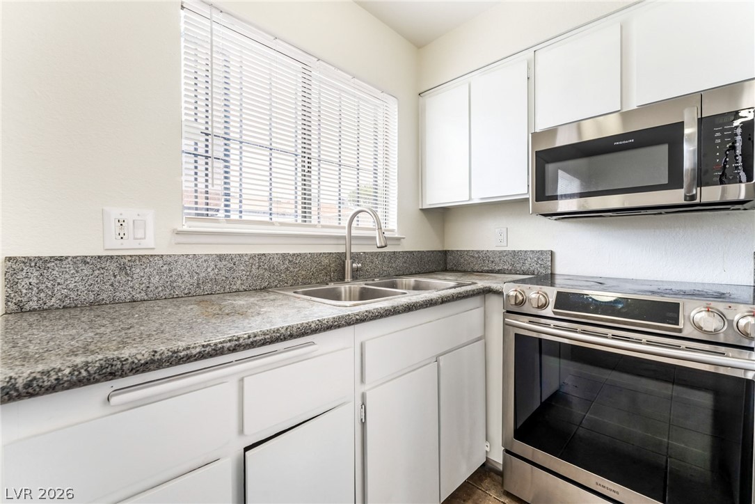 Photo 10 of 30, 3361 Civic Center Drive #F