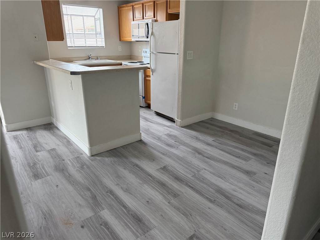 Photo 6 of 47, 2966 Juniper Hills Boulevard #101