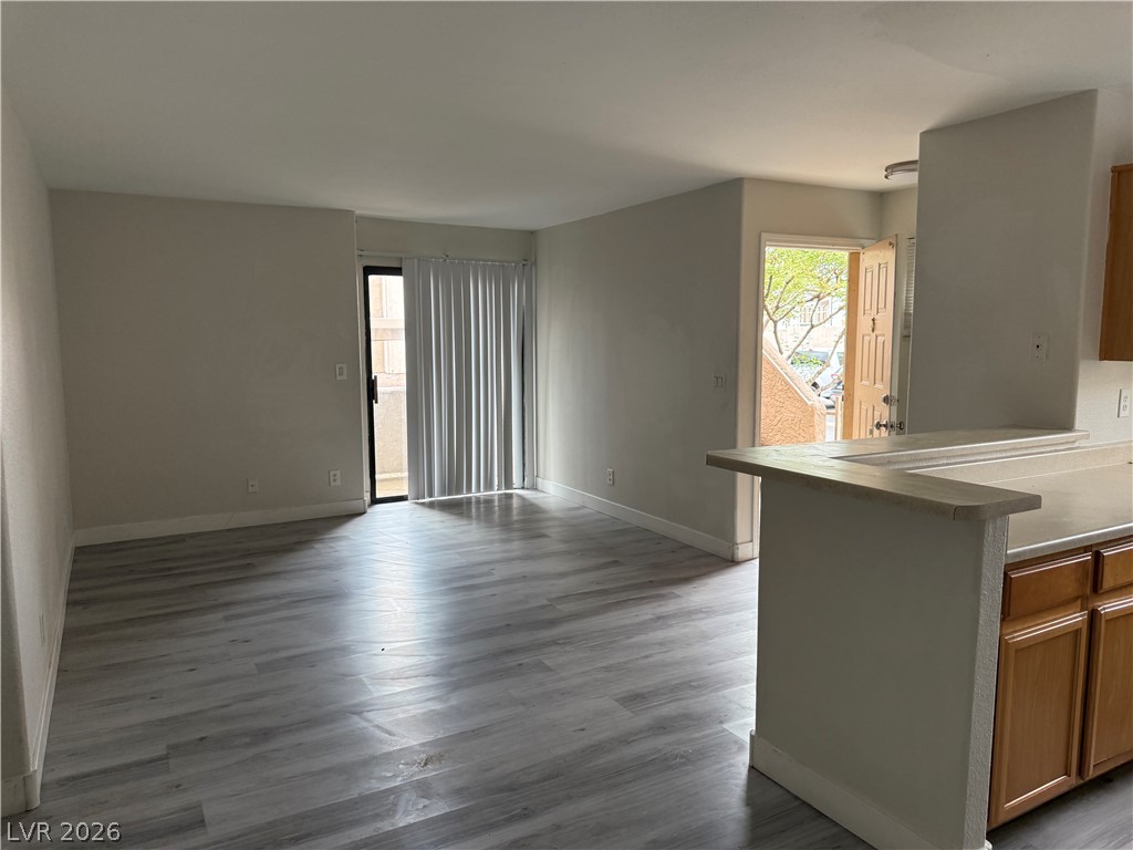 Photo 9 of 47, 2966 Juniper Hills Boulevard #101