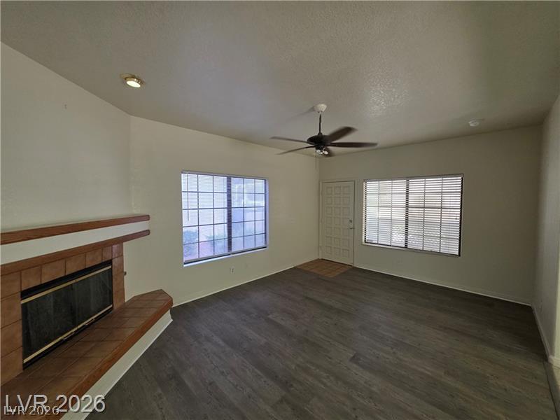 Photo 7 of 40, 1407 Santa Margarita Street #A