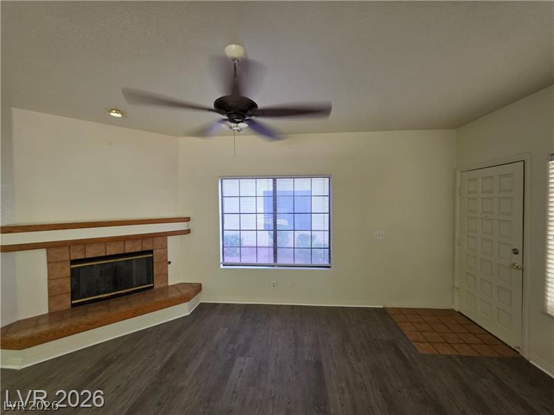 Photo 6 of 40, 1407 Santa Margarita Street #A