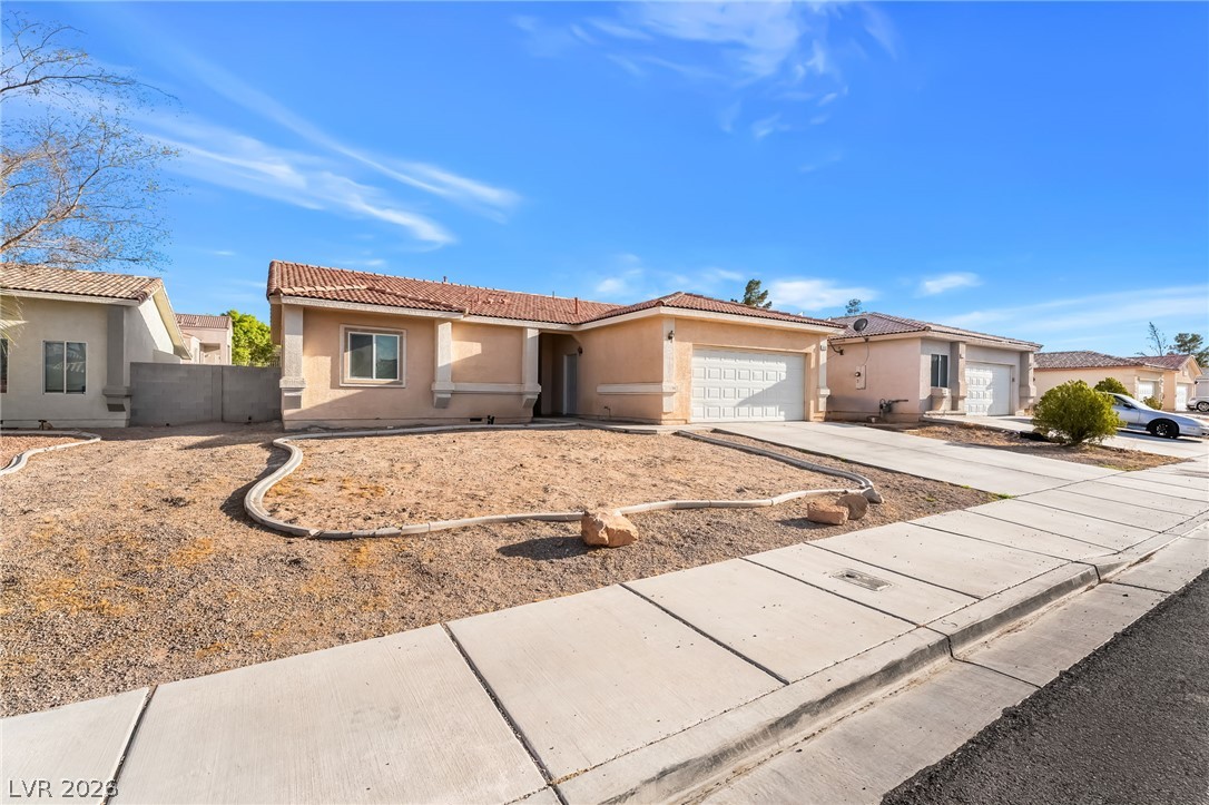 Photo 37 of 38, 3113 W Colton Avenue