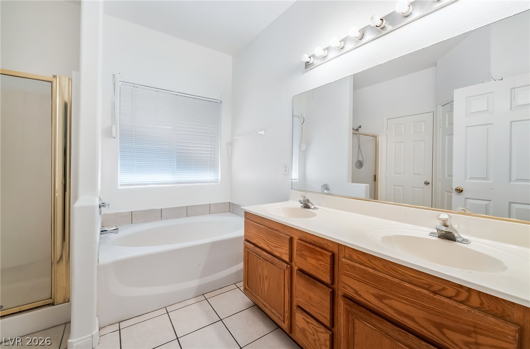 Photo 18 of 38, 3113 W Colton Avenue