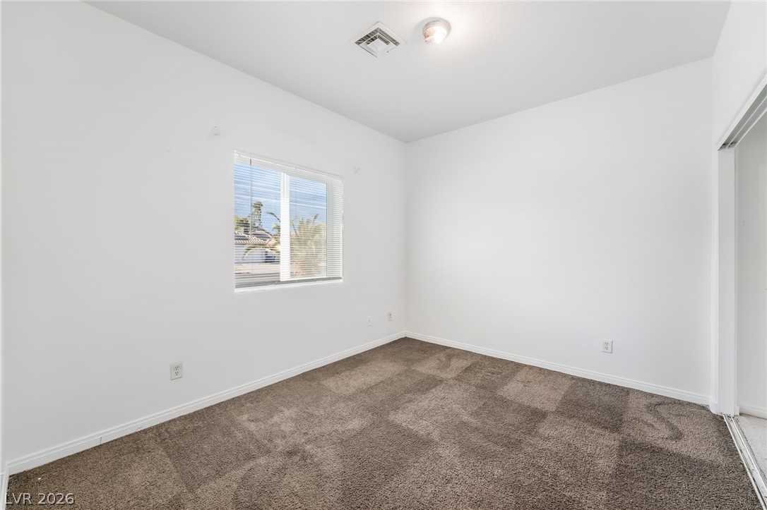 Photo 26 of 38, 3113 W Colton Avenue