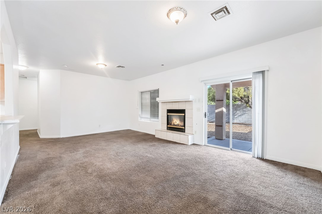 Photo 4 of 3113 W Colton Avenue