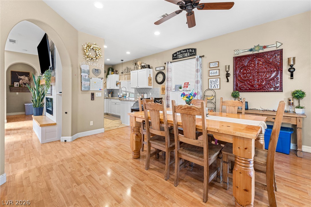 Photo 10 of 41, 9408 Tall Wood Lane