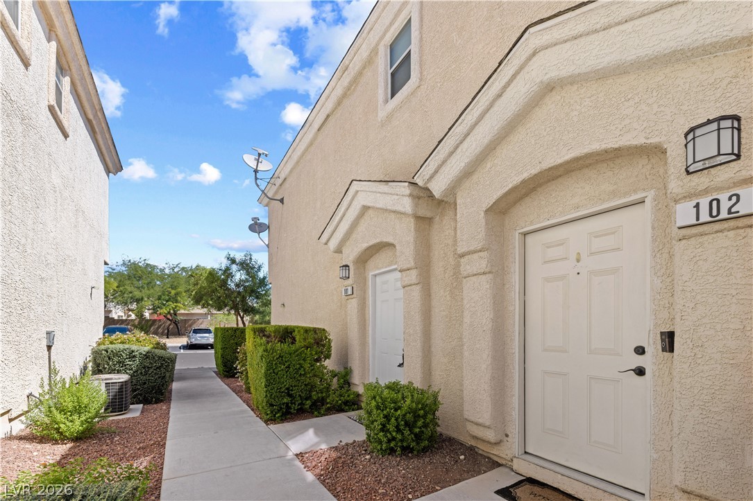 Photo 23 of 25, 8777 Roping Rodeo Avenue #101