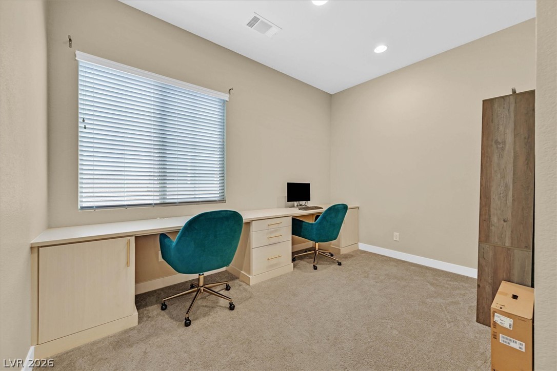 Photo 13 of 51, 552 Comodo Street