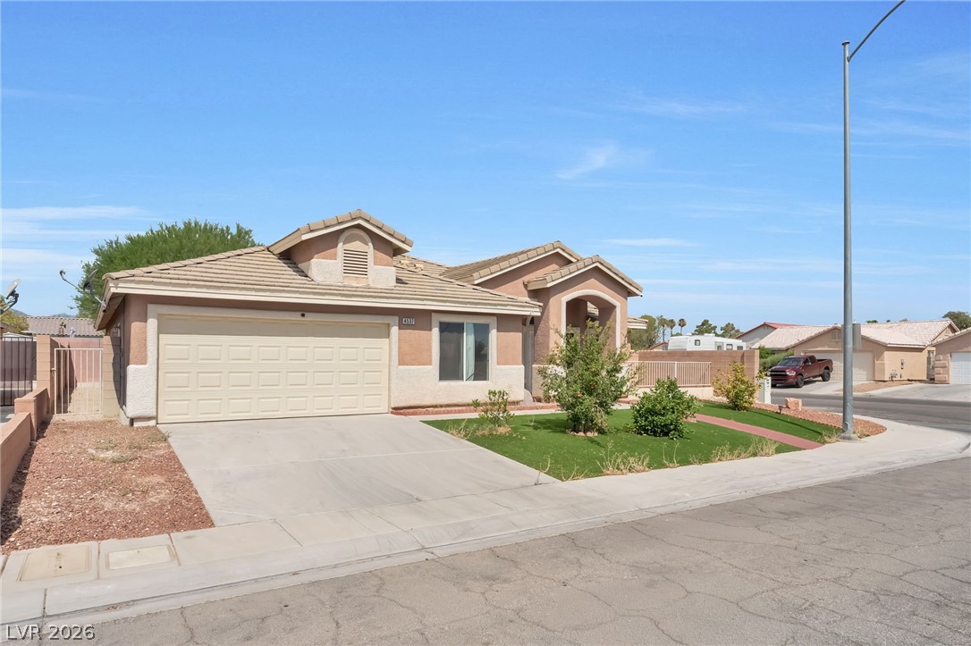 Photo 4 of 4537 Colonial Canyon Street