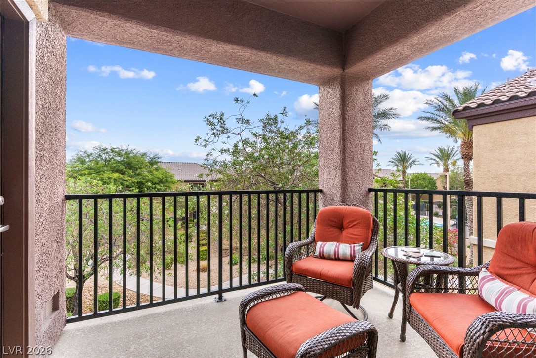 Photo 24 of 40, 6868 Sky Pointe Drive #2150