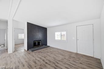 Photo 18 of 32, 961 W Elderberry Street